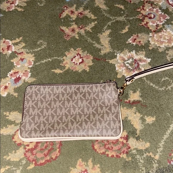 Michael Kors Double Zip Wristlet - Picture 2 of 9